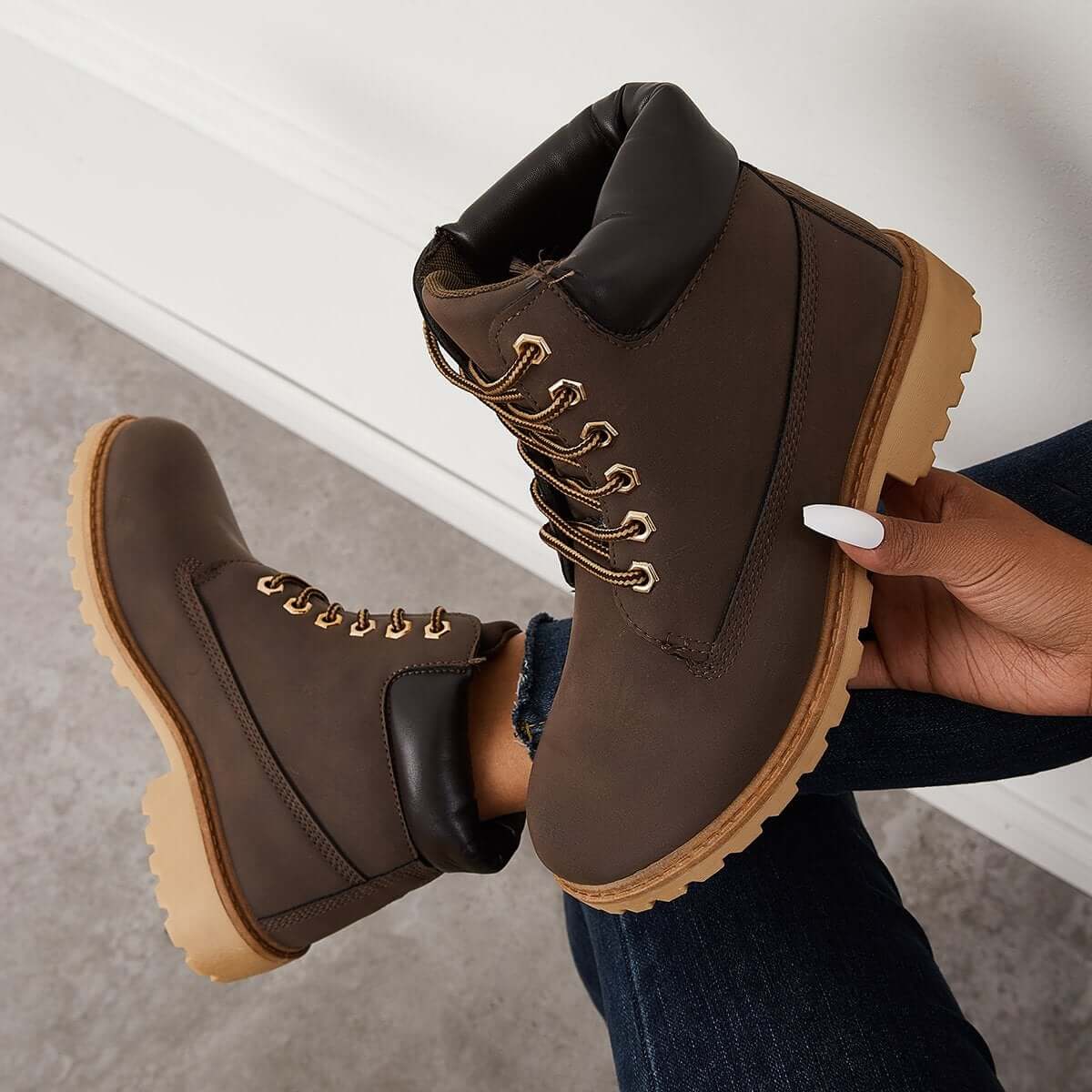 Classic Lace Up Ankle Work Boots Block Heel Hiking Booties